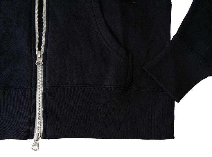 パーカーのシルエット