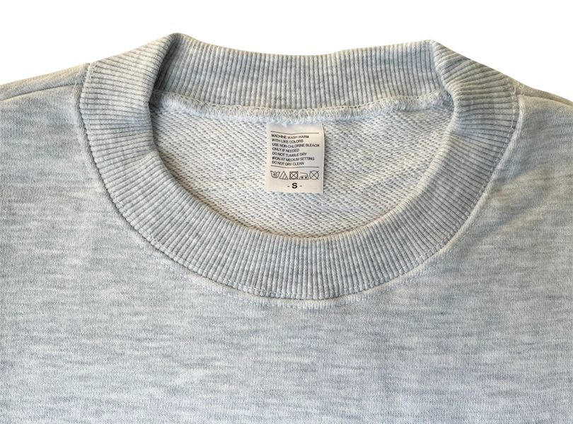 トレーナーの首元